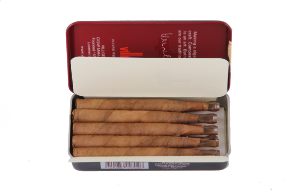 威利6号雪茄酒红色铁盒装带烟嘴